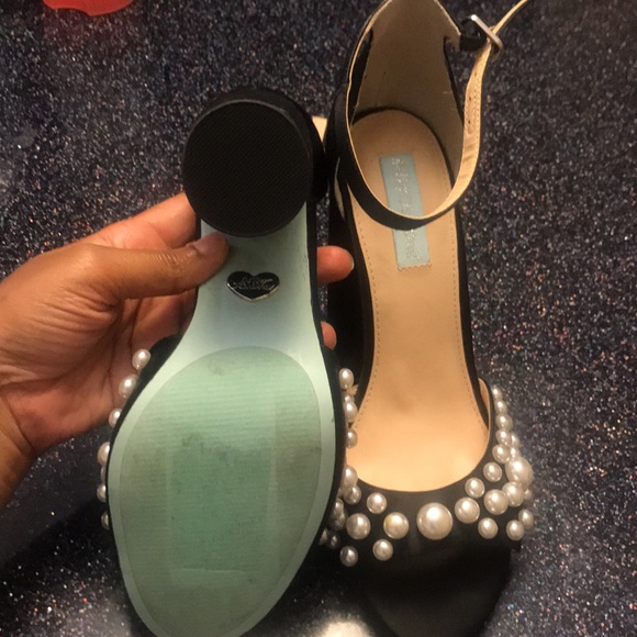Cara Pearl Ankle Heels (black) - Picture 2 of 2